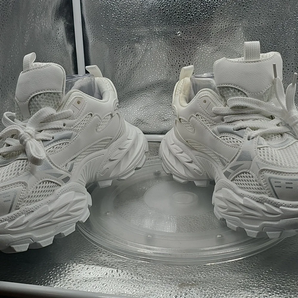 A Women Non Brand White Sneaker Tennis Athletic Shoes 10.5